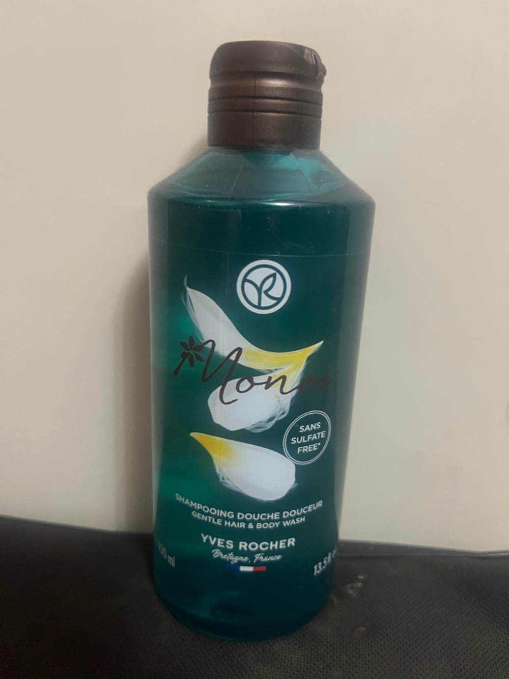 Yves Rocher Shampooing Douche Douceur- Gentle Hair & Body Wash - Monoi